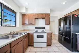 848 Indian Head Dr, Bullhead City, AZ 86429 - Photo 11