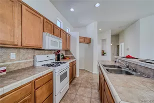 1045 Bella Luna Dr, Bullhead City, AZ 86429 - Photo 21