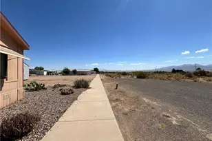 1200 Aralia Dr, Kingman, AZ 86409 - Photo 11