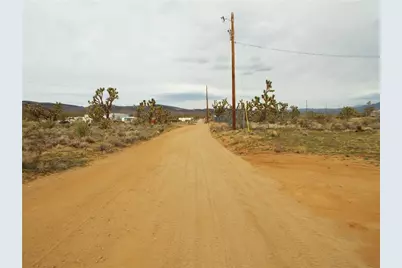 18821 N Red Lake Drive, Dolan Springs, AZ 86441 - Photo 9
