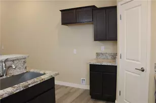 2300 Phoenix Ave, Kingman, AZ 86401 - Photo 9