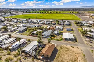 905 Swan Dr, Bullhead City, AZ 86442 - Photo 9