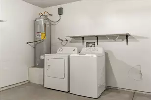 905 Swan Dr, Bullhead City, AZ 86442 - Photo 41