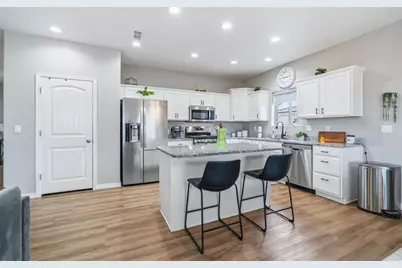 3268 Brenda Avenue, Kingman, AZ 86401 - Photo 11