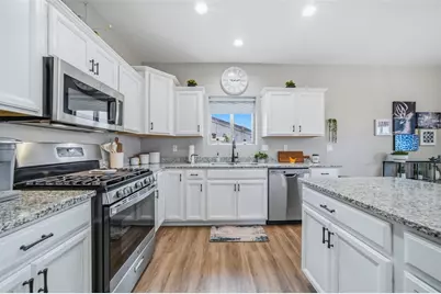 3268 Brenda Avenue, Kingman, AZ 86401 - Photo 13