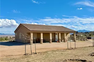 5940 N Bull Mountain Dr, Kingman, AZ 86409 - Photo 1