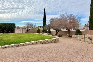 4235 Rising Sun Ave, Kingman, AZ 86401 - Photo 11