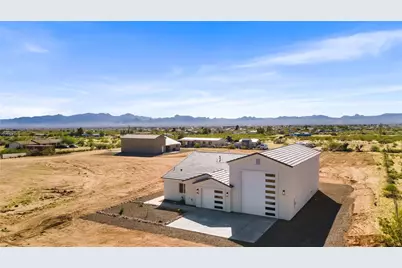 3799 N Araby Road, Golden Valley, AZ 86413 - Photo 21