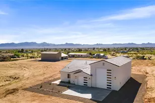 3799 N Araby Rd, Golden Valley, AZ 86413 - Photo 21
