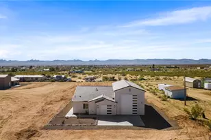 3799 N Araby Rd, Golden Valley, AZ 86413 - Photo 27