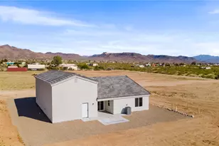 3799 N Araby Rd, Golden Valley, AZ 86413 - Photo 31