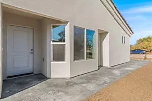 7593 E Sugarloaf St, Kingman, AZ 86401 - Photo 3