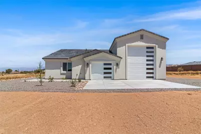 7593 E Sugarloaf Street, Kingman, AZ 86401 - Photo 1