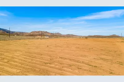 2790 E Calle Charcas, Kingman, AZ 86409 - Photo 11