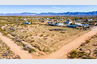 306-05-038B W Supai Drive, Golden Valley, AZ 86413 - Photo 5