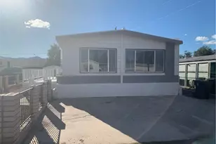 1933 W Robson Cir, Bullhead City, AZ 86442 - Photo 3