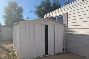 1933 W Robson Cir, Bullhead City, AZ 86442 - Photo 5