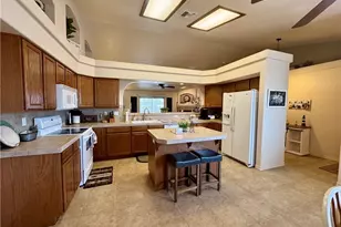 3468 Florence Ave, Bullhead City, AZ 86429 - Photo 9