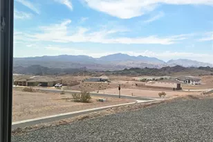 2875 Sinyala Canyon Dr, Bullhead City, AZ 86429 - Photo 11