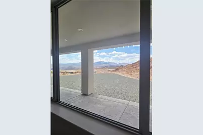 2875 Sinyala Canyon Drive, Bullhead City, AZ 86429 - Photo 15