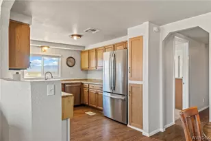 5020 W Mary Way Way, Golden Valley, AZ 86413 - Photo 9