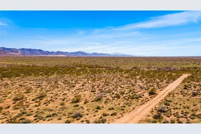 308-12-358 N Lost Mine Drive, Chloride, AZ 86431 - Photo 27