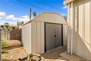 318 Riverwood Ln, Bullhead City, AZ 86442 - Photo 39