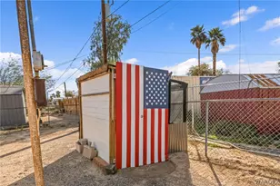 318 Riverwood Ln, Bullhead City, AZ 86442 - Photo 41