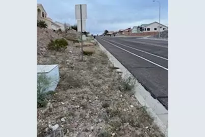 2399 McCormick Boulevard, Bullhead City, AZ 86429 - Photo 3