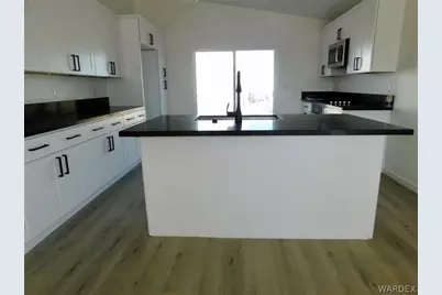 9758 S Kingman Drive, Mohave Valley, AZ 86440 - Photo 13