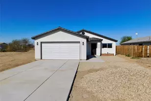 9758 S Kingman Dr, Mohave Valley, AZ 86440 - Photo 11
