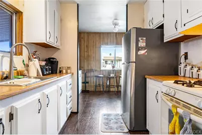 1930 Talc Road, Bullhead City, AZ 86442 - Photo 11