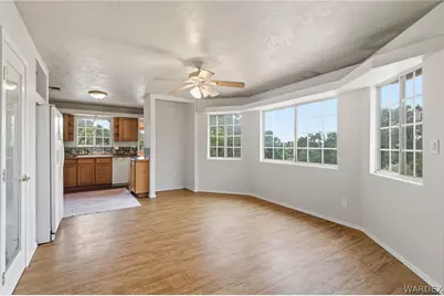 5640 E Blue Jay Road, Kingman, AZ 86401 - Photo 11