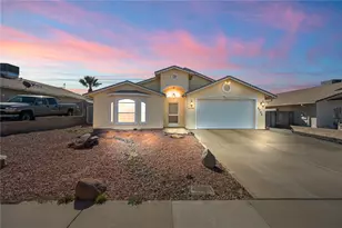 2738 Pasadena Ave, Kingman, AZ 86401 - Photo 1