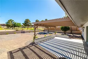 390 Greenway Dr, Kingman, AZ 86401 - Photo 59