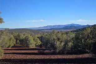 12 E Wapiti Dr, Kingman, AZ 86401 - Photo 1