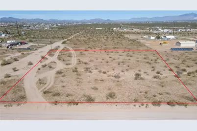 306-18-095 W Diabase Drive, Golden Valley, AZ 86413 - Photo 1