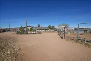 3894 N Evans St, Kingman, AZ 86409 - Photo 45