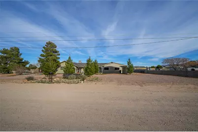 3894 N Evans Street, Kingman, AZ 86409 - Photo 3