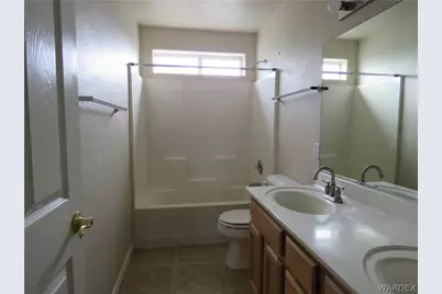 2410 Airfield Avenue, Kingman, AZ 86401 - Photo 25