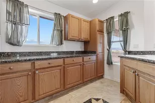 2757 N Yavapai Dr, Kingman, AZ 86401 - Photo 11