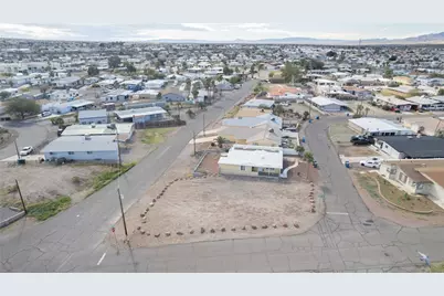 1420 Paradise Lane, Bullhead City, AZ 86442 - Photo 9