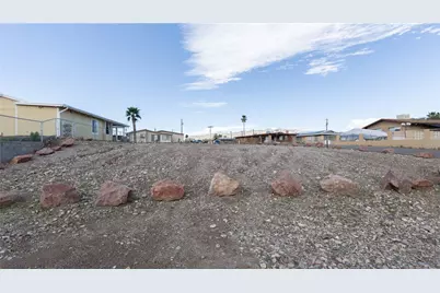 1420 Paradise Lane, Bullhead City, AZ 86442 - Photo 15