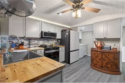 1985 Surf and Sand Drive, Bullhead City, AZ 86442 - Photo 11