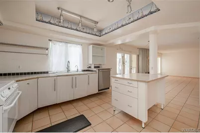 1049 Terrace Drive, Bullhead City, AZ 86442 - Photo 21