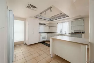 1049 Terrace Dr, Bullhead City, AZ 86442 - Photo 19