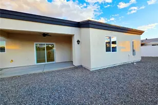 1379 Winkler Ln, Bullhead City, AZ 86442 - Photo 21
