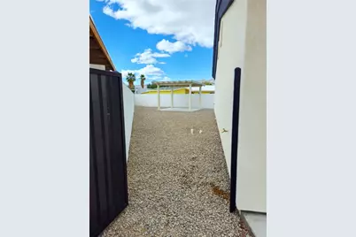 1379 Winkler Lane, Bullhead City, AZ 86442 - Photo 27