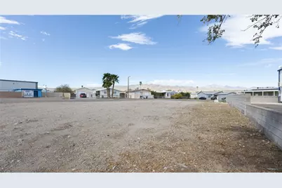 1345 Baseline Road, Bullhead City, AZ 86442 - Photo 13