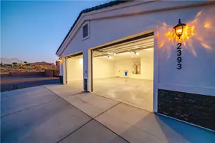 2393 Iroquois Dr, Kingman, AZ 86401 - Photo 11